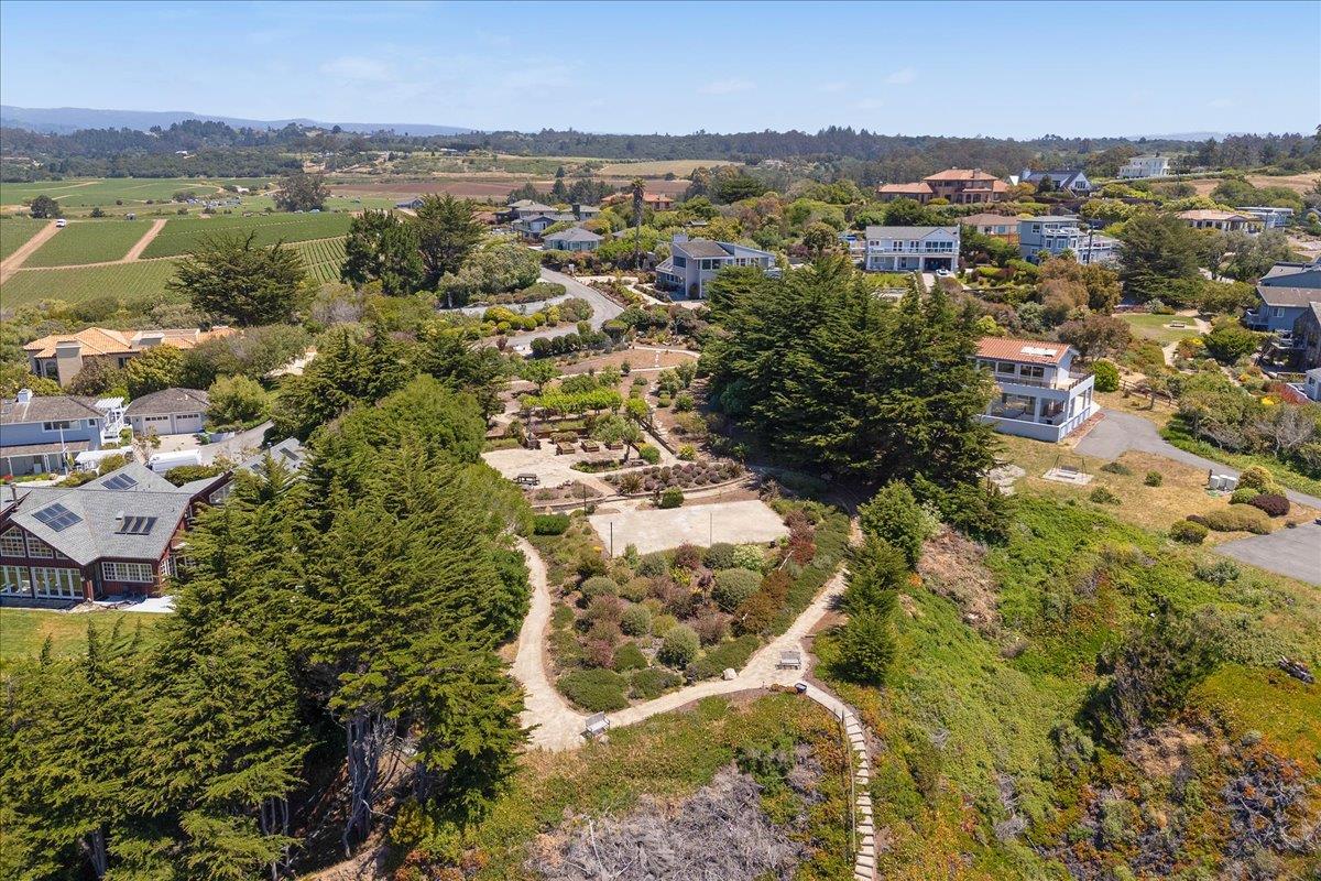 Detail Gallery Image 87 of 87 For 405 Heather Point Ln, Watsonville,  CA 95076 - 3 Beds | 2/1 Baths