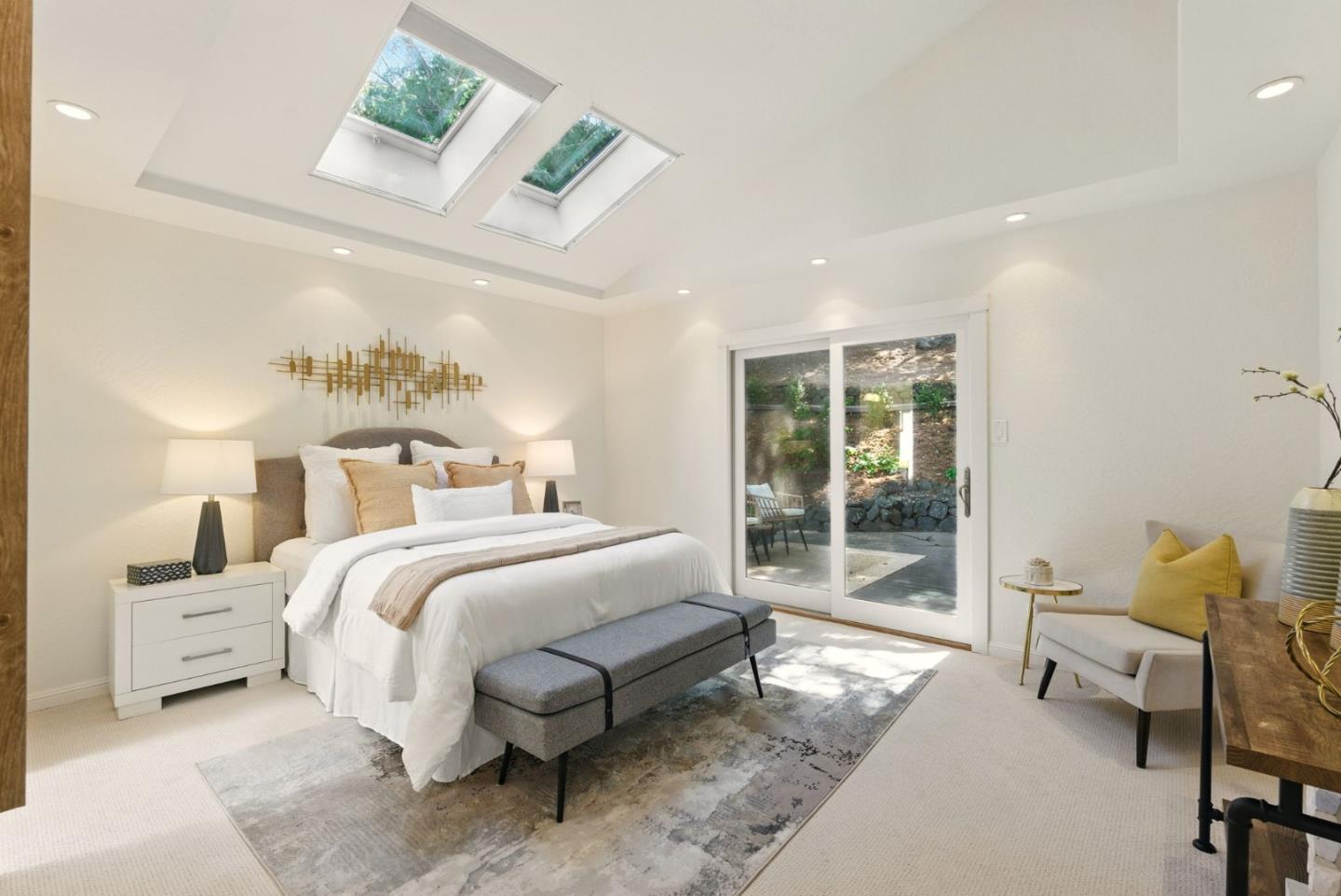 Detail Gallery Image 22 of 51 For 47 Pine Ave, San Carlos,  CA 94070 - 3 Beds | 2/1 Baths