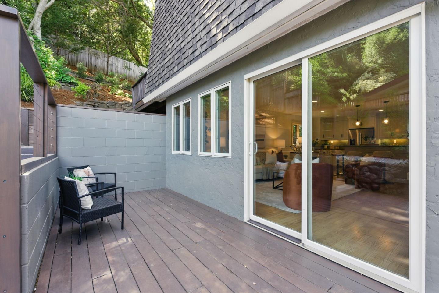 Detail Gallery Image 41 of 51 For 47 Pine Ave, San Carlos,  CA 94070 - 3 Beds | 2/1 Baths