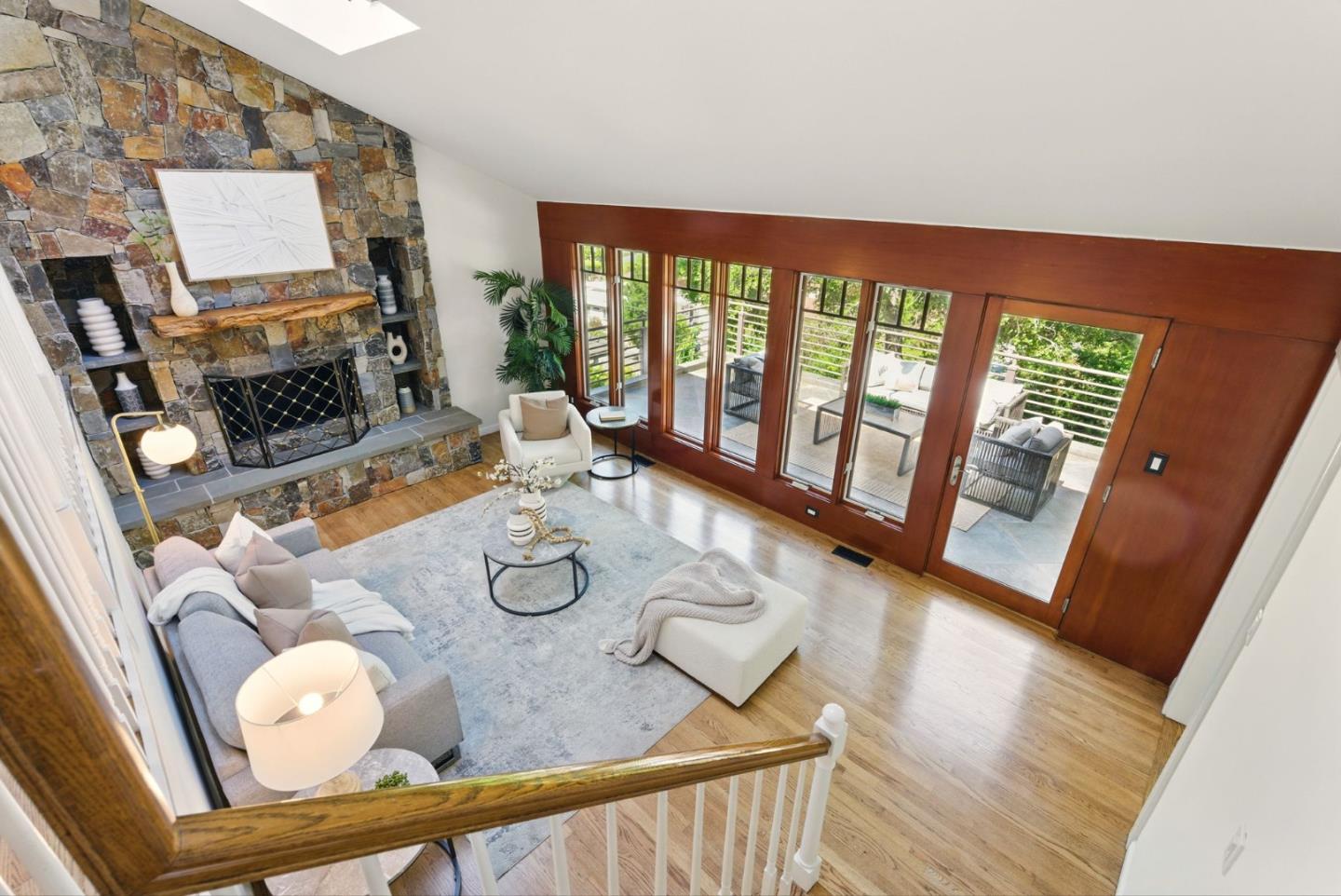 Detail Gallery Image 8 of 51 For 47 Pine Ave, San Carlos,  CA 94070 - 3 Beds | 2/1 Baths