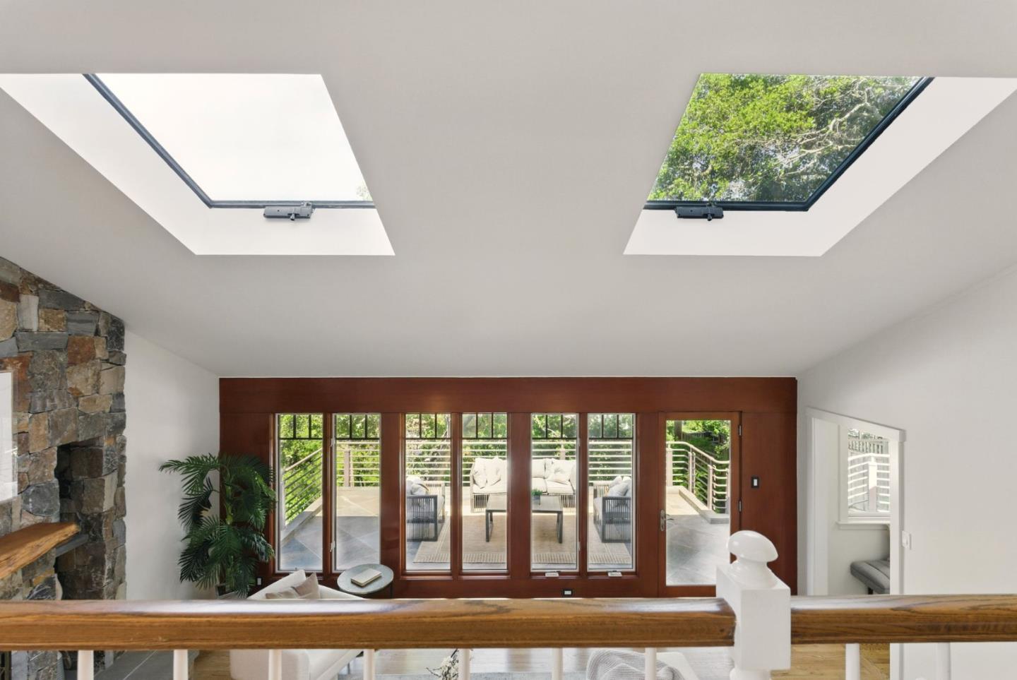 Detail Gallery Image 9 of 51 For 47 Pine Ave, San Carlos,  CA 94070 - 3 Beds | 2/1 Baths