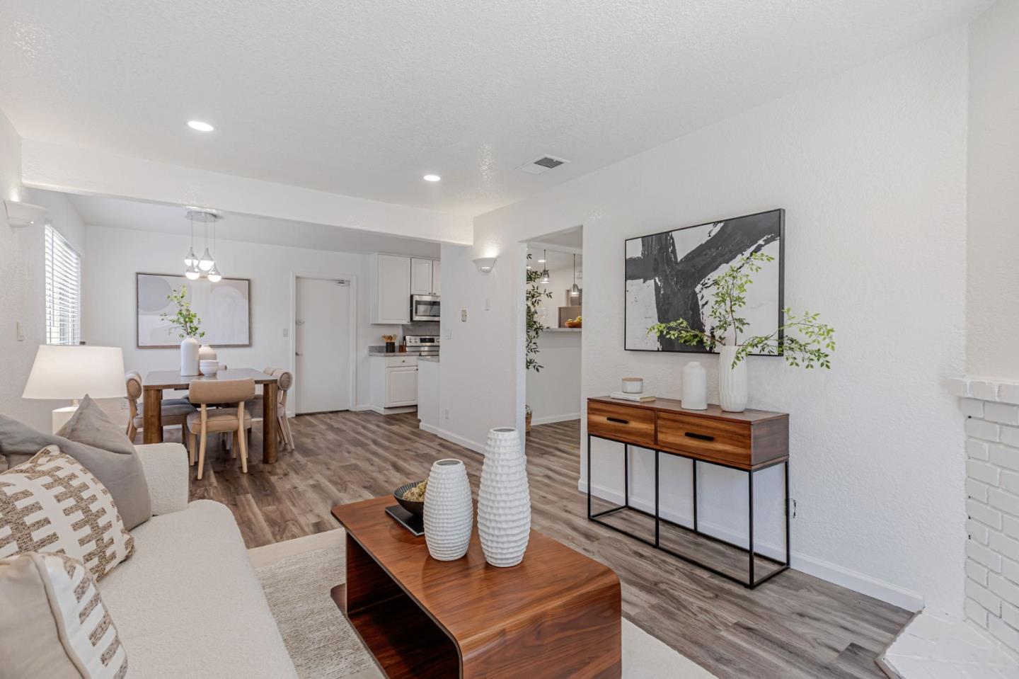 Detail Gallery Image 10 of 47 For 3308 Valley Forge Way, San Jose,  CA 95117 - 3 Beds | 2 Baths