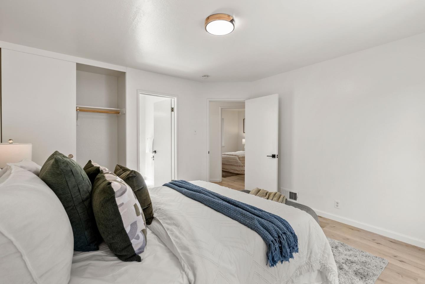 Detail Gallery Image 16 of 26 For 76 Royce Way, Daly City,  CA 94014 - 3 Beds | 2 Baths