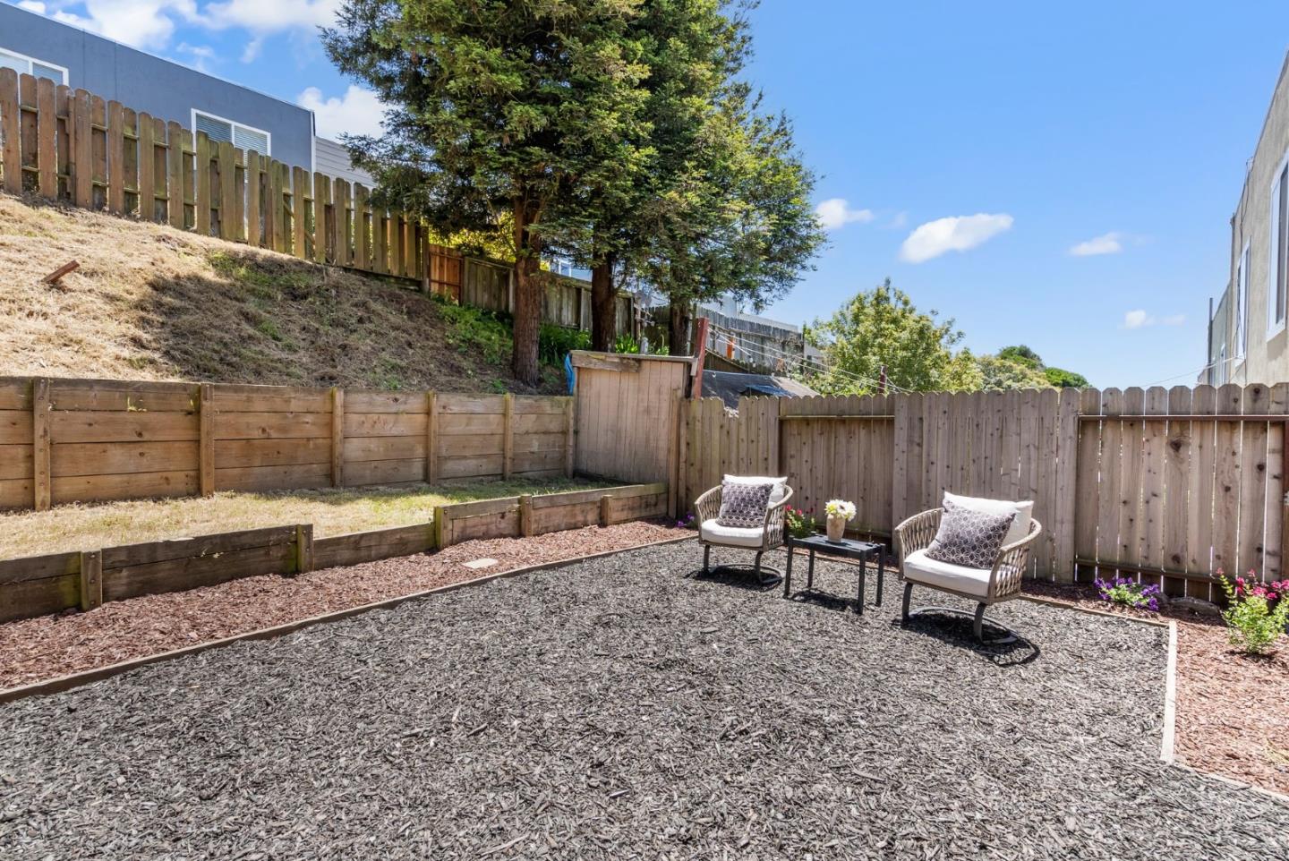 Detail Gallery Image 22 of 26 For 76 Royce Way, Daly City,  CA 94014 - 3 Beds | 2 Baths