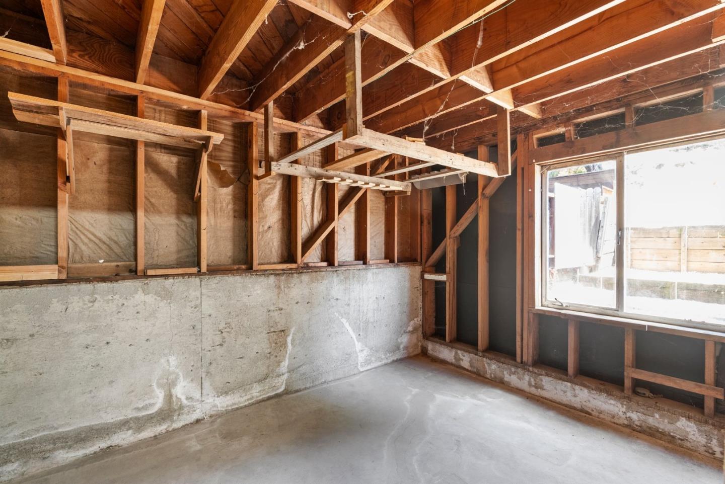 Detail Gallery Image 25 of 26 For 76 Royce Way, Daly City,  CA 94014 - 3 Beds | 2 Baths