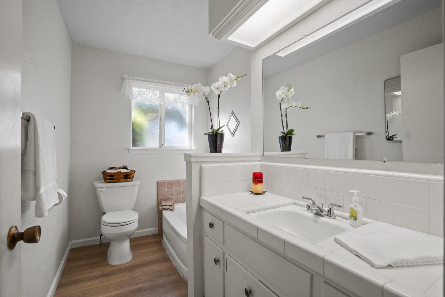 Detail Gallery Image 16 of 45 For 2844 via Carmen, San Jose,  CA 95124 - 3 Beds | 2 Baths