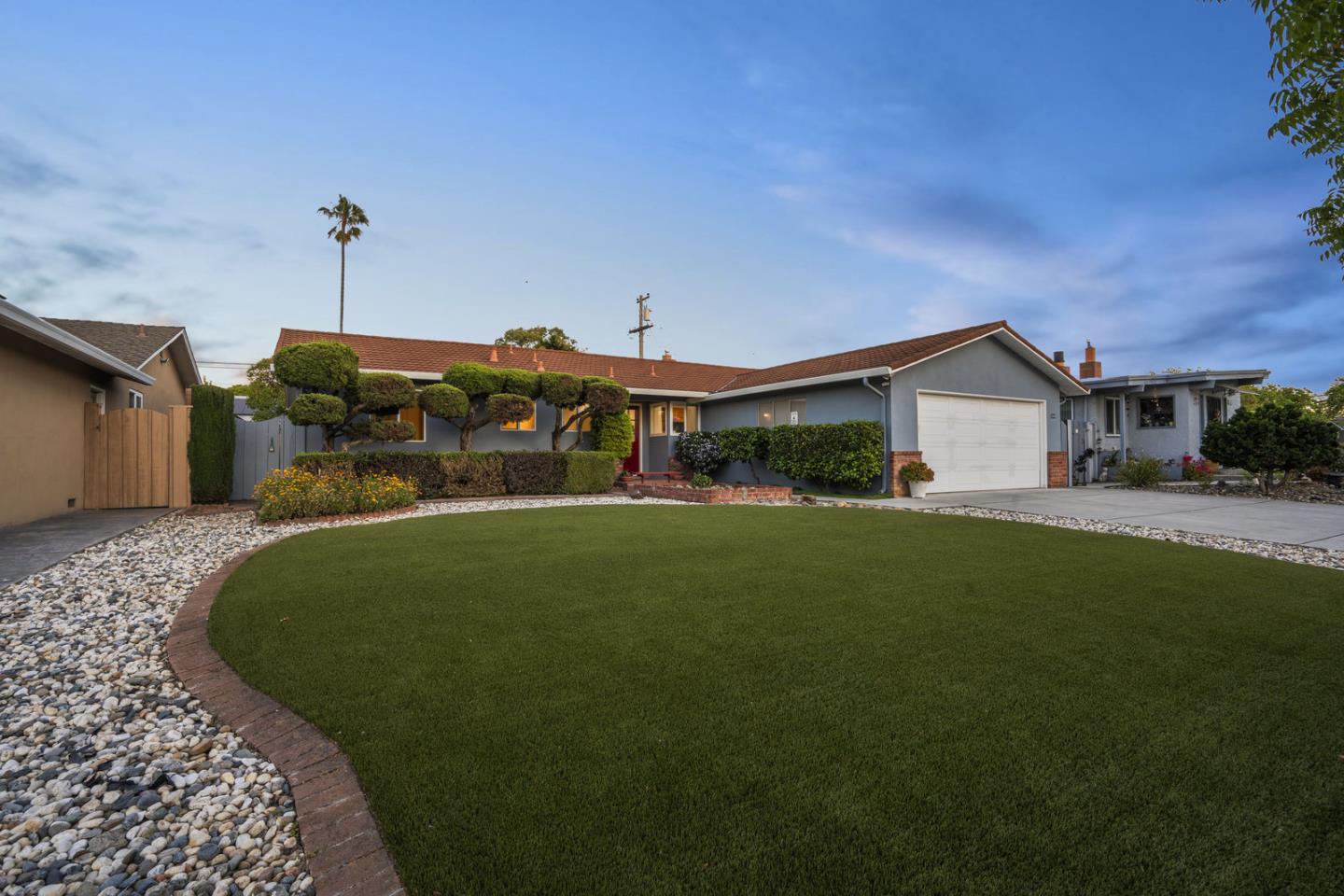 Detail Gallery Image 2 of 45 For 2844 via Carmen, San Jose,  CA 95124 - 3 Beds | 2 Baths