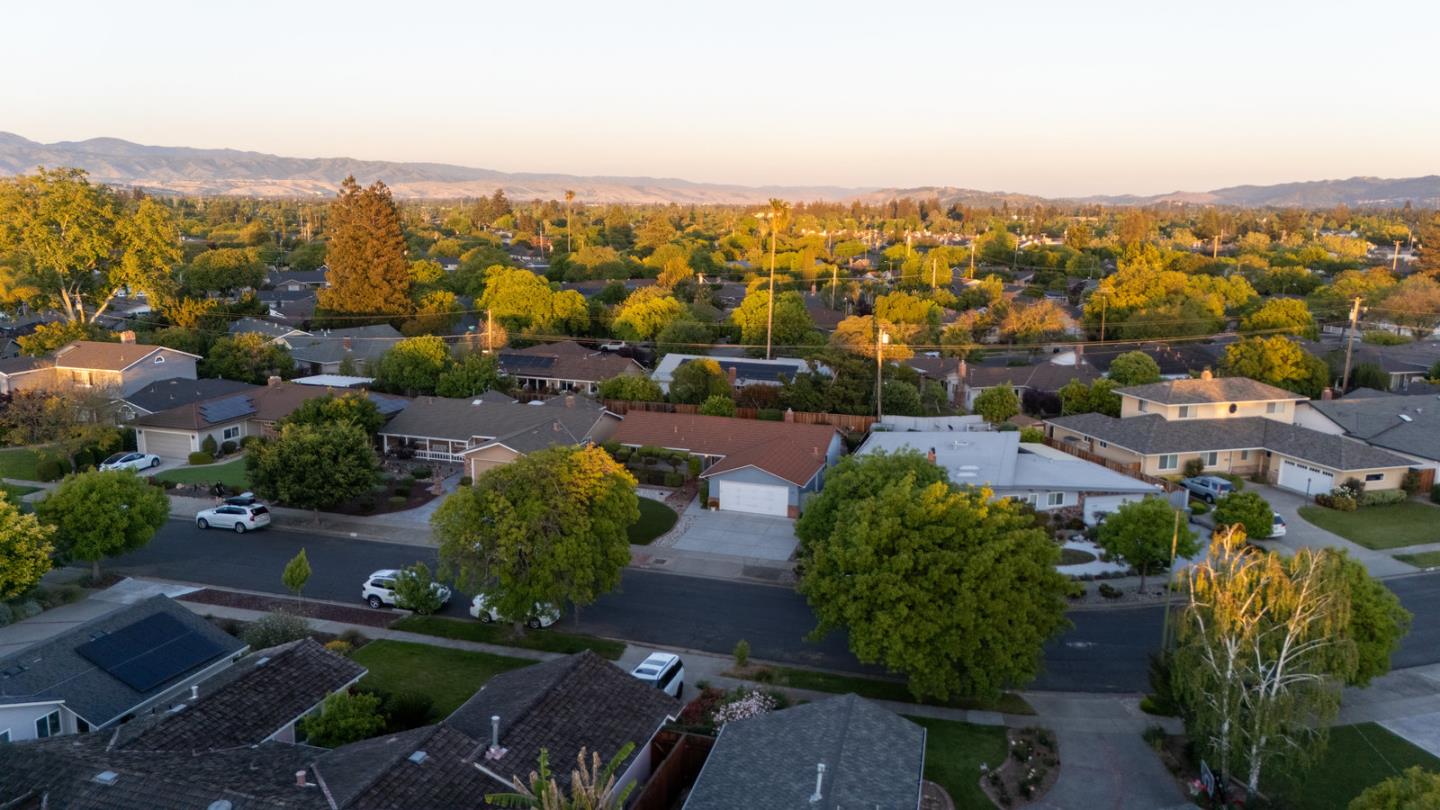 Detail Gallery Image 43 of 45 For 2844 via Carmen, San Jose,  CA 95124 - 3 Beds | 2 Baths