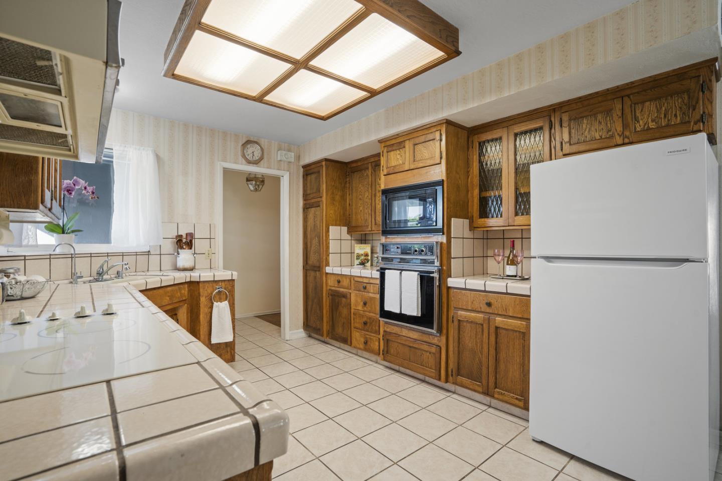 Detail Gallery Image 6 of 45 For 2844 via Carmen, San Jose,  CA 95124 - 3 Beds | 2 Baths
