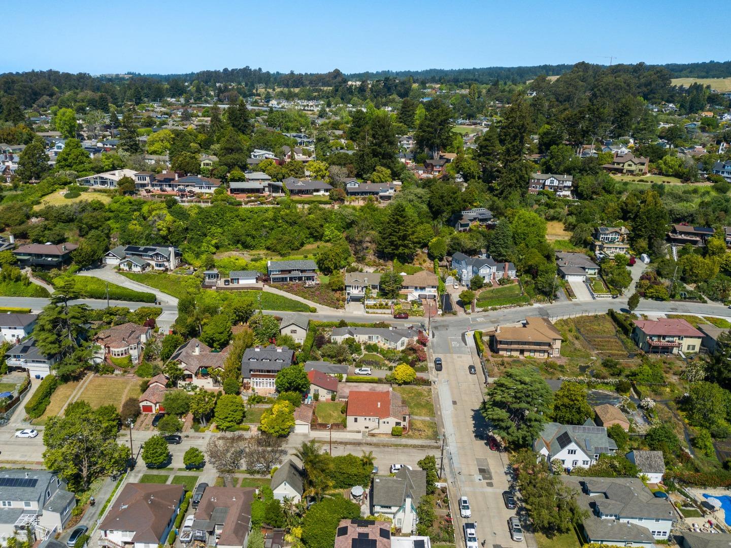 Detail Gallery Image 44 of 45 For 1003 Walnut Ave, Santa Cruz,  CA 95060 - 3 Beds | 2 Baths