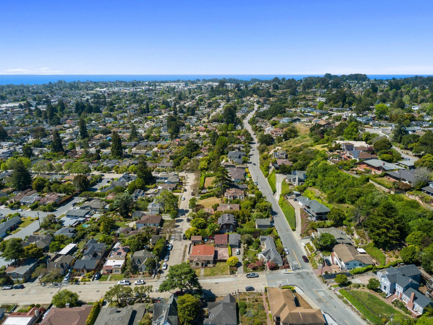 Detail Gallery Image 45 of 45 For 1003 Walnut Ave, Santa Cruz,  CA 95060 - 3 Beds | 2 Baths
