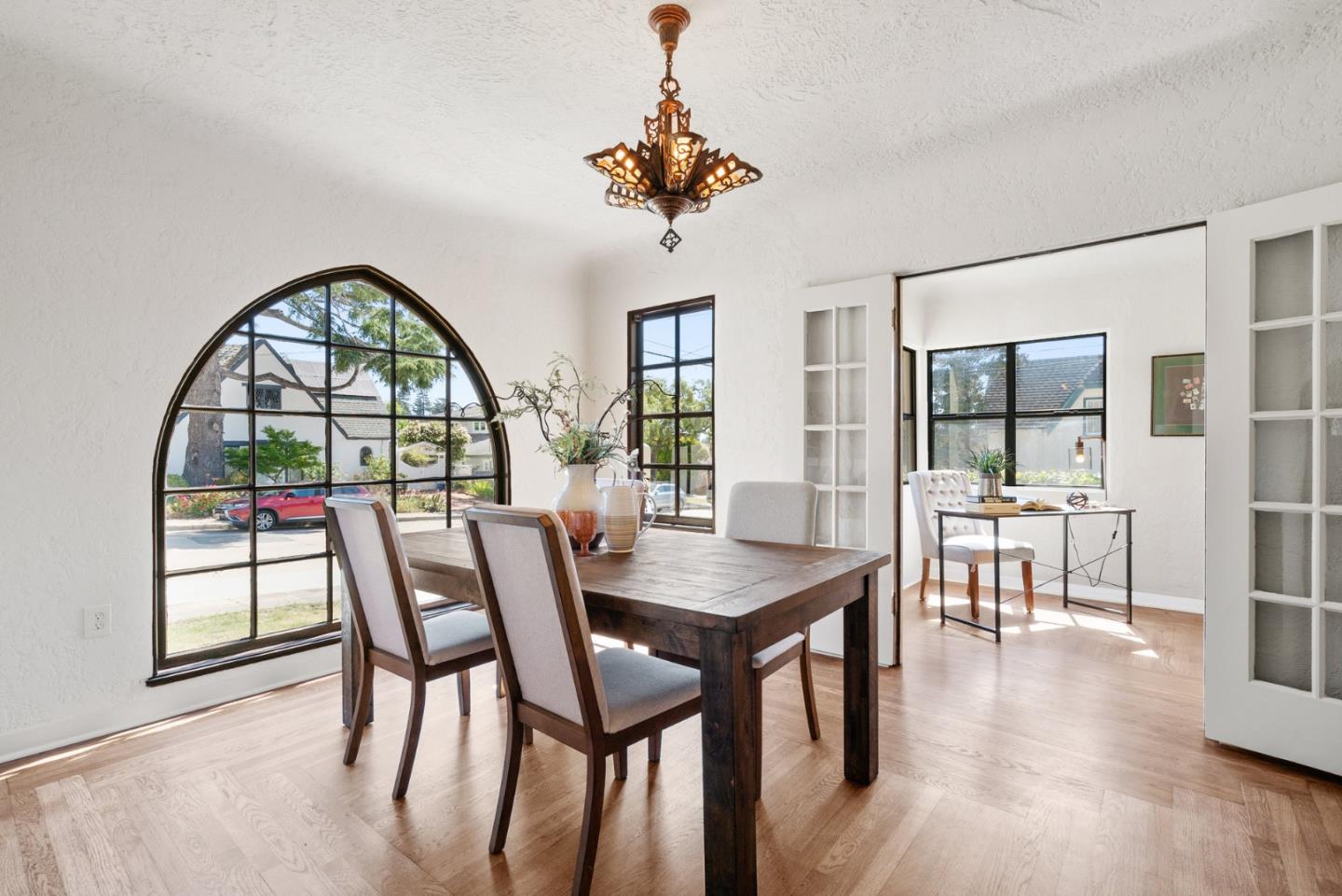 Detail Gallery Image 9 of 45 For 1003 Walnut Ave, Santa Cruz,  CA 95060 - 3 Beds | 2 Baths