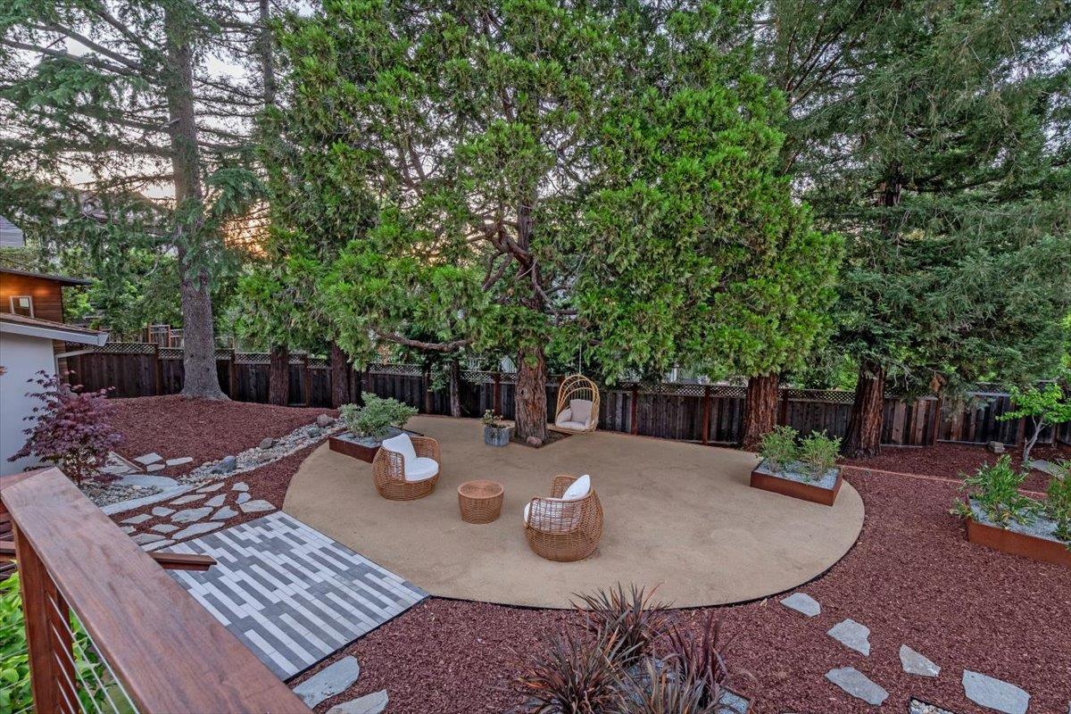 Detail Gallery Image 14 of 60 For 15902 Rochin Ter, Los Gatos,  CA 95032 - 4 Beds | 4 Baths