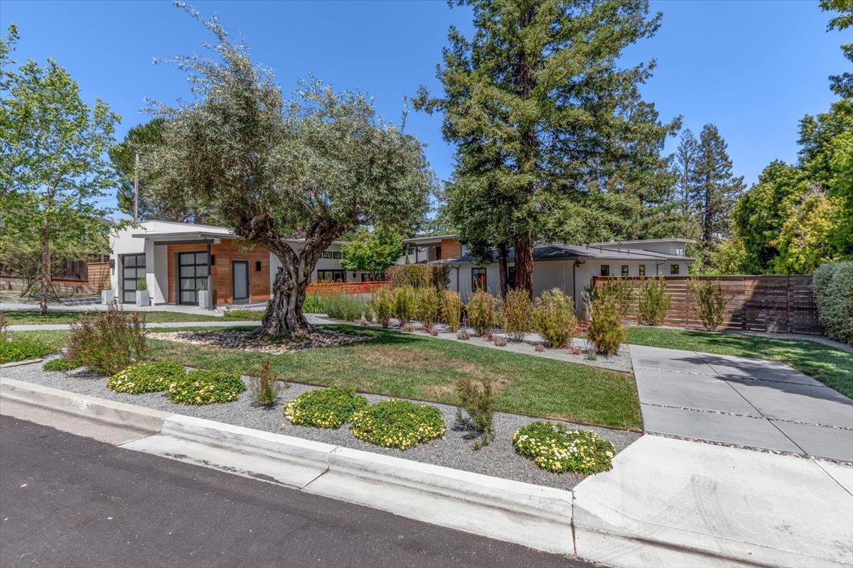 Detail Gallery Image 15 of 60 For 15902 Rochin Ter, Los Gatos,  CA 95032 - 4 Beds | 4 Baths