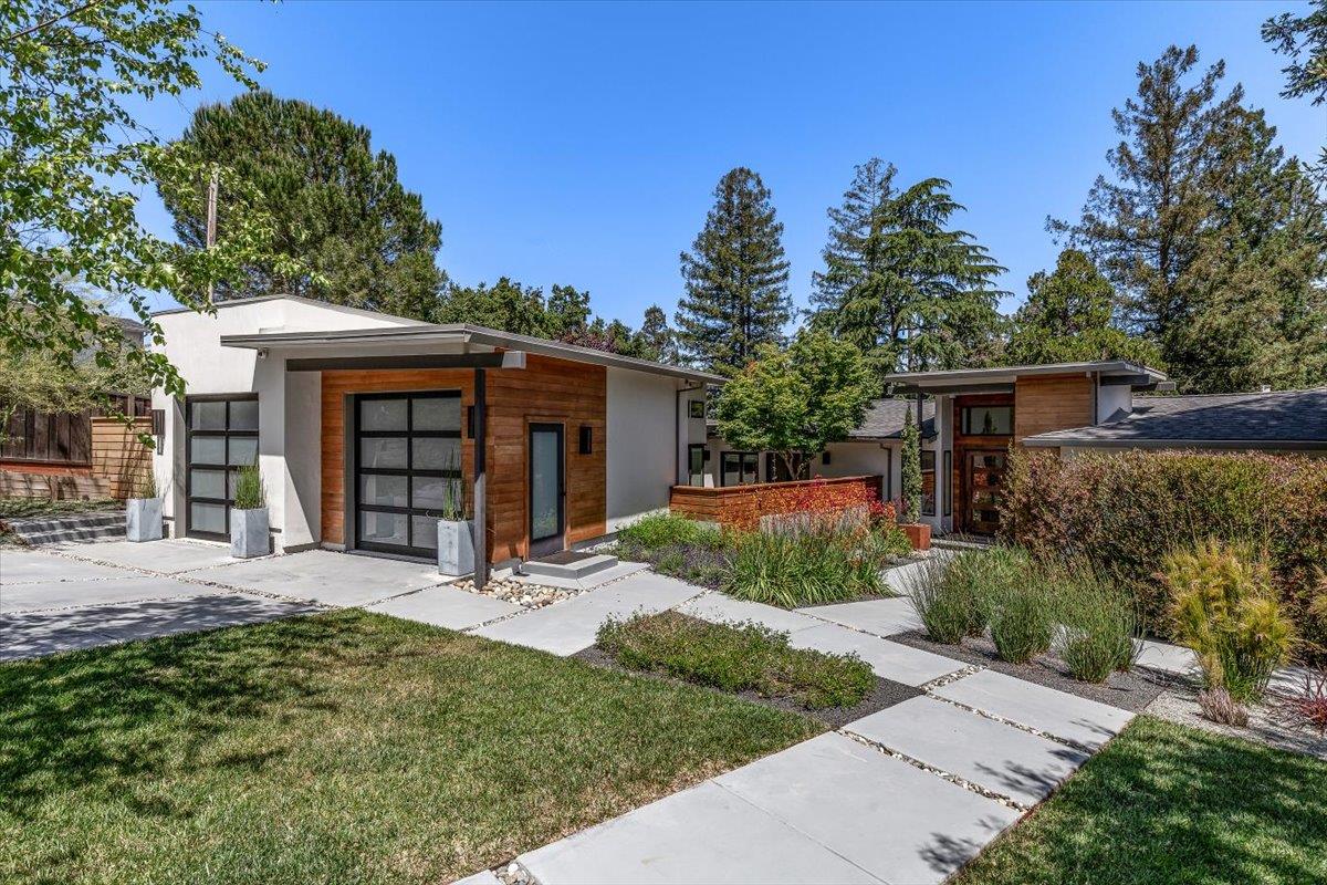 Detail Gallery Image 16 of 60 For 15902 Rochin Ter, Los Gatos,  CA 95032 - 4 Beds | 4 Baths
