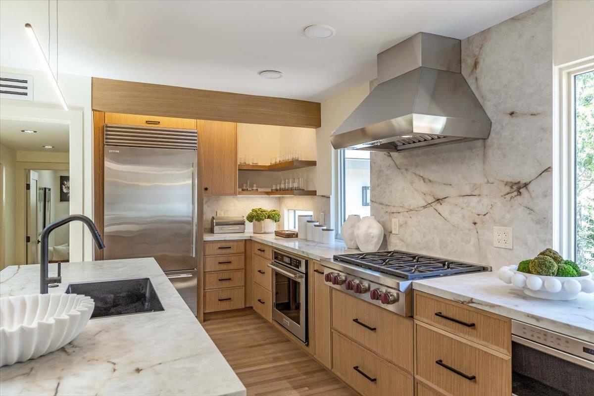 Detail Gallery Image 25 of 60 For 15902 Rochin Ter, Los Gatos,  CA 95032 - 4 Beds | 4 Baths