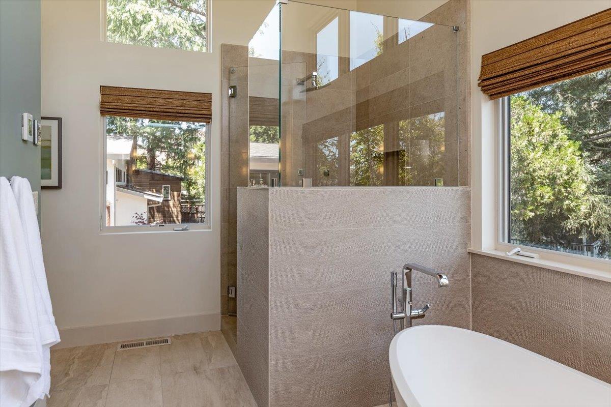 Detail Gallery Image 38 of 60 For 15902 Rochin Ter, Los Gatos,  CA 95032 - 4 Beds | 4 Baths