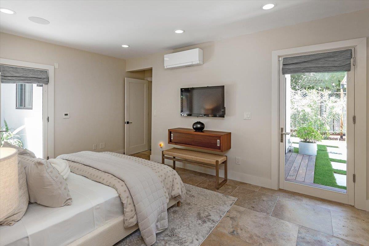 Detail Gallery Image 40 of 60 For 15902 Rochin Ter, Los Gatos,  CA 95032 - 4 Beds | 4 Baths