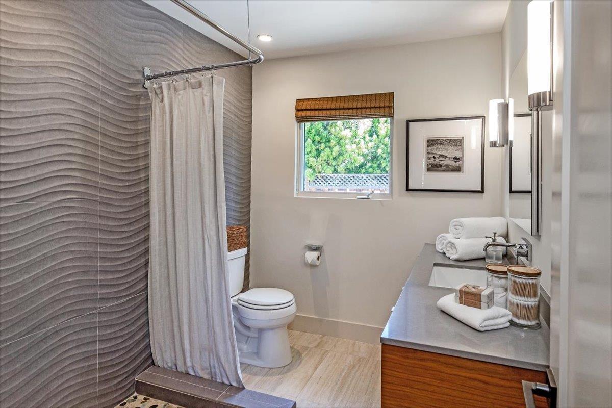 Detail Gallery Image 52 of 60 For 15902 Rochin Ter, Los Gatos,  CA 95032 - 4 Beds | 4 Baths