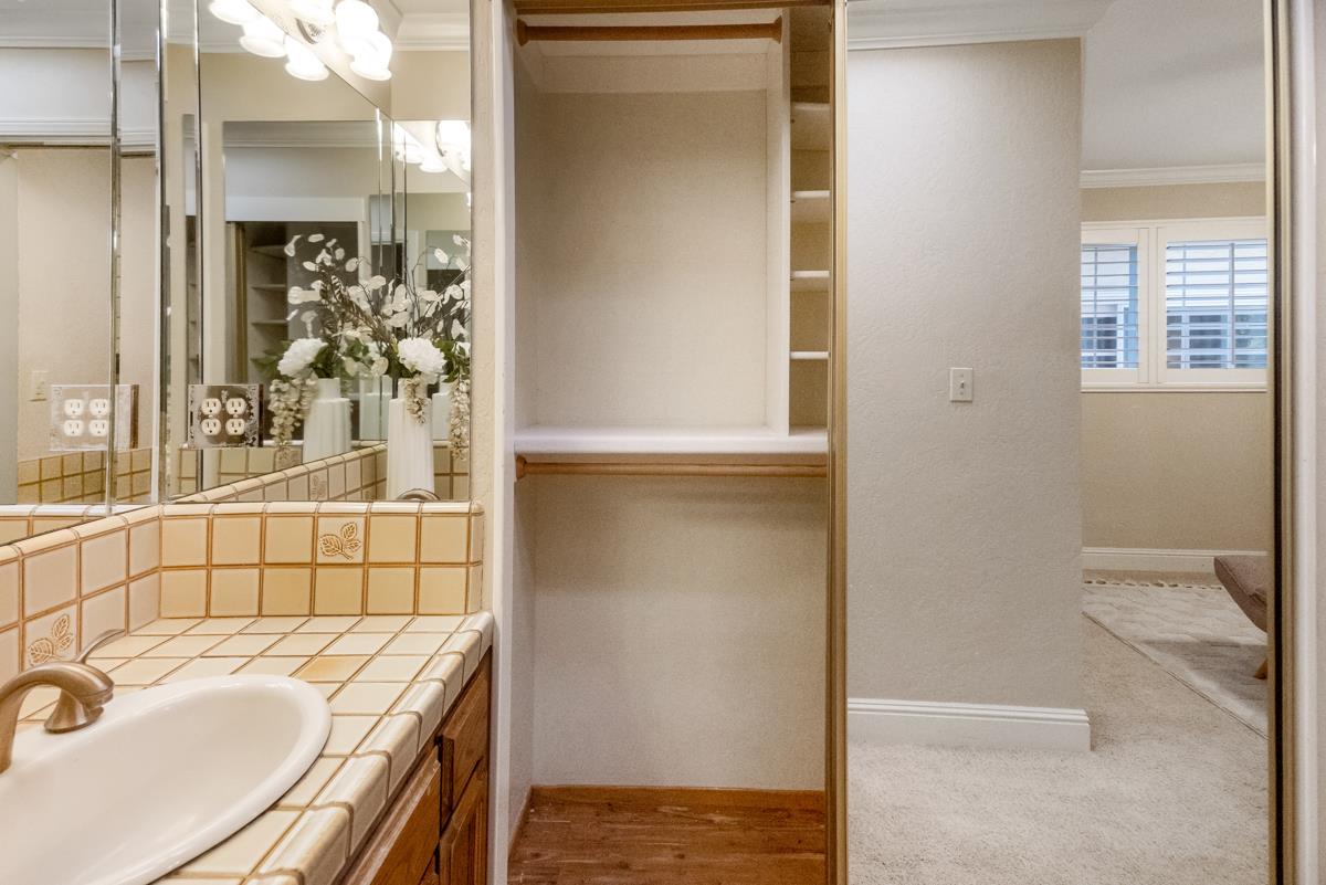 Detail Gallery Image 25 of 50 For 3910 Briarglen Dr, San Jose,  CA 95118 - 4 Beds | 2 Baths