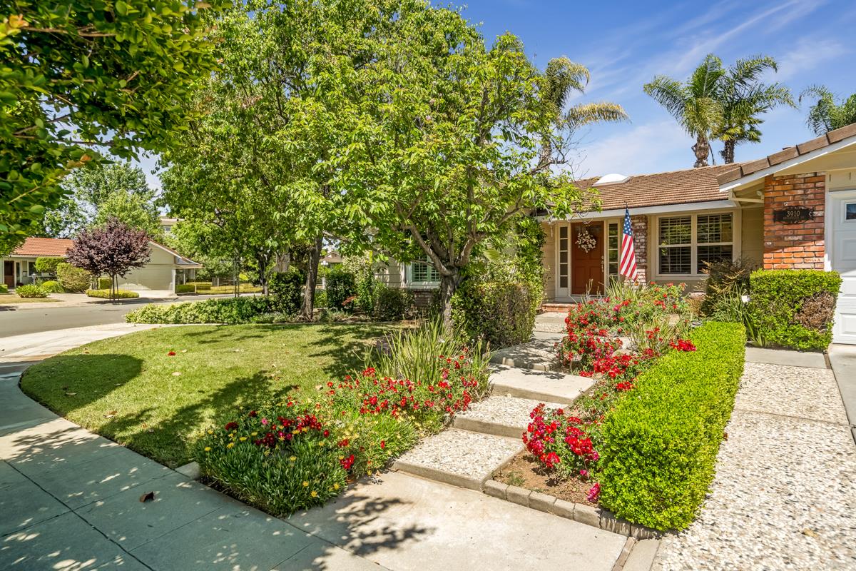 Detail Gallery Image 50 of 50 For 3910 Briarglen Dr, San Jose,  CA 95118 - 4 Beds | 2 Baths