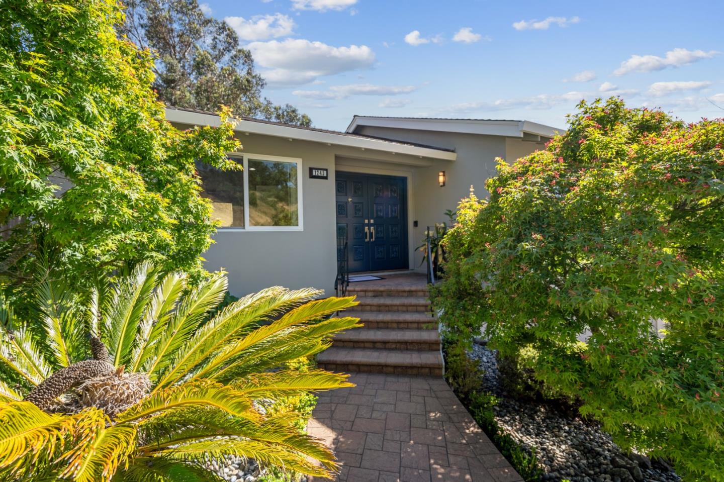 Detail Gallery Image 2 of 70 For 1243 Homewood Ave, San Mateo,  CA 94403 - 3 Beds | 2 Baths