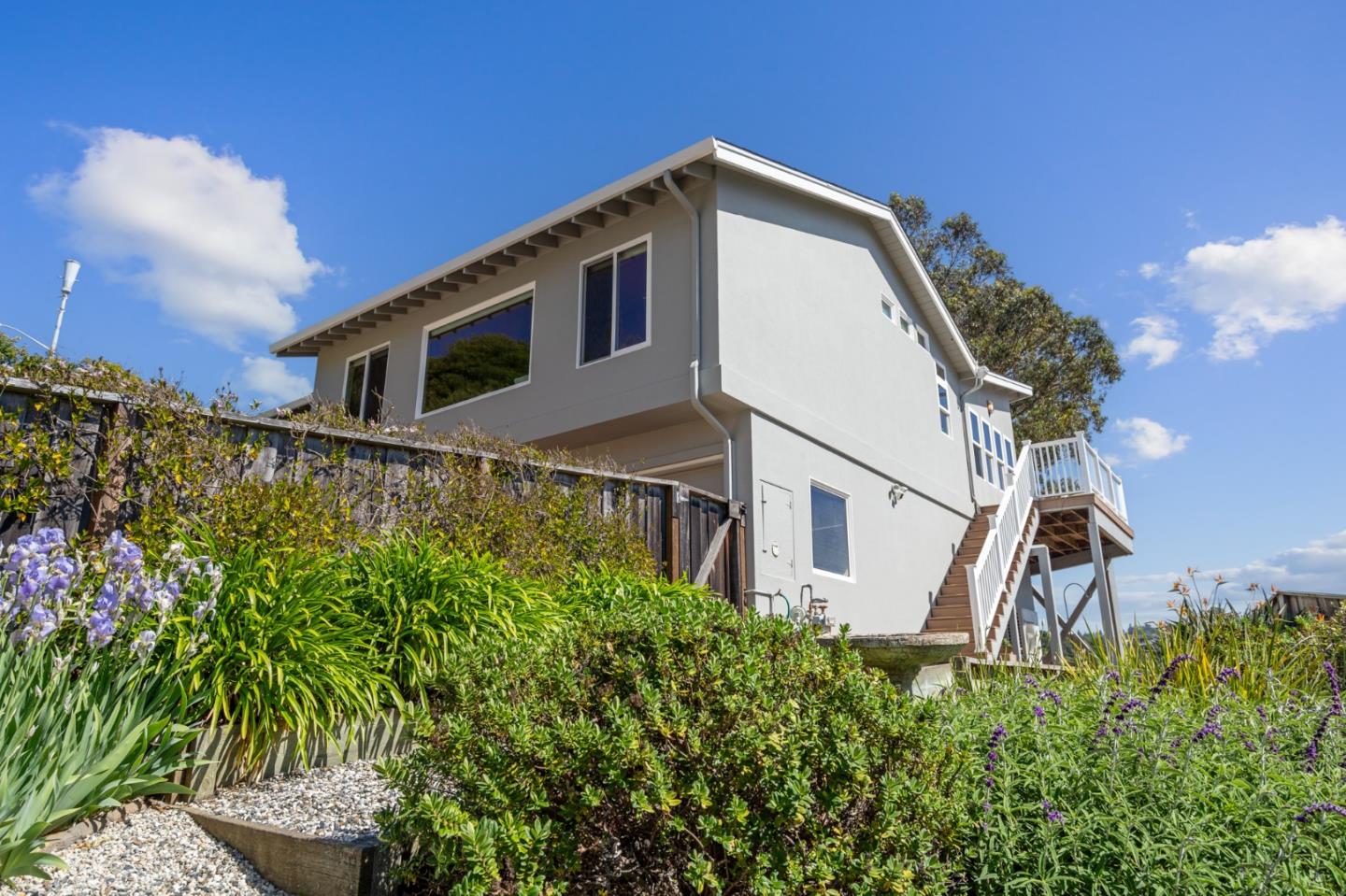 Detail Gallery Image 24 of 70 For 1243 Homewood Ave, San Mateo,  CA 94403 - 3 Beds | 2 Baths