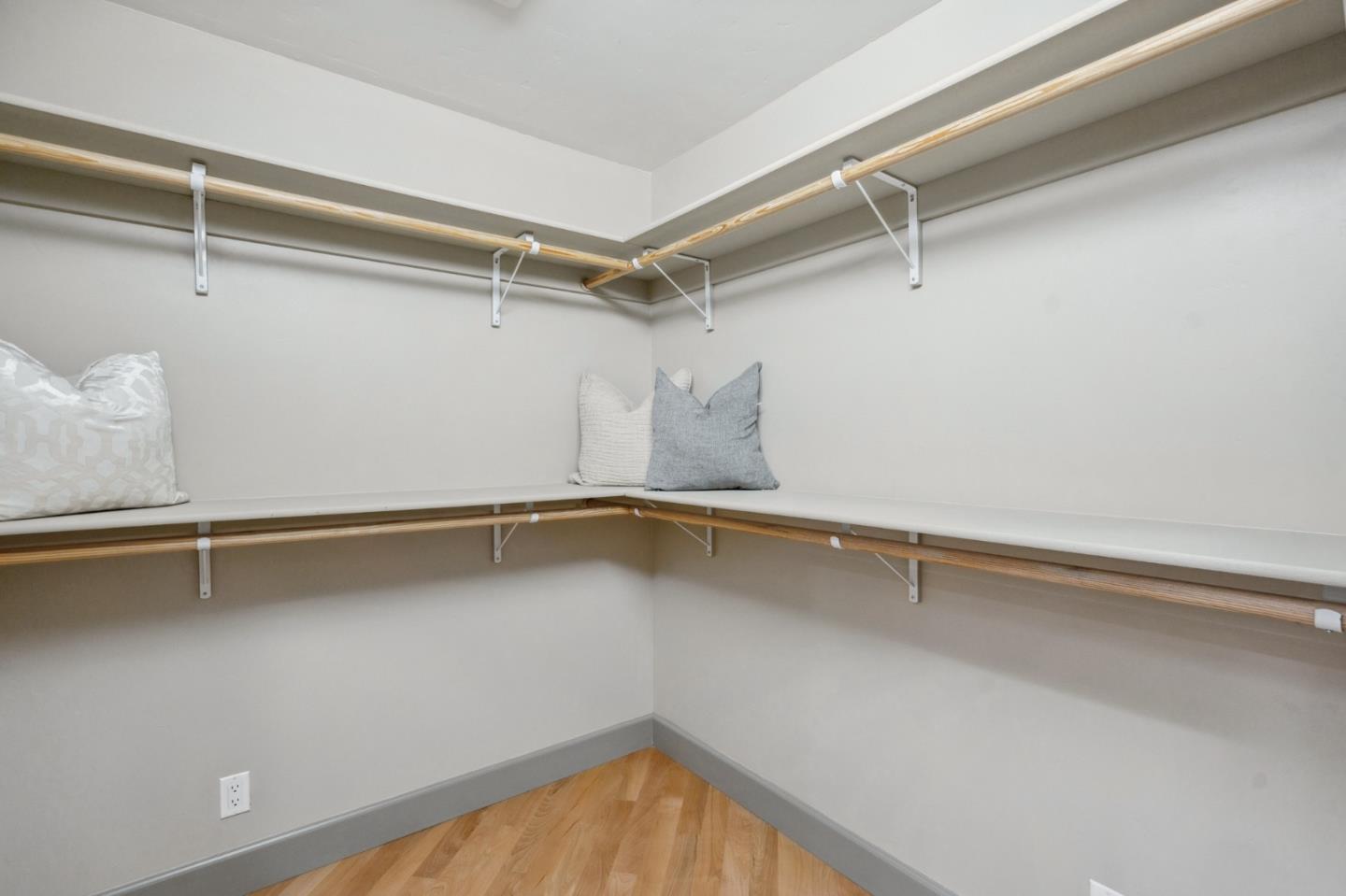 Detail Gallery Image 32 of 70 For 1243 Homewood Ave, San Mateo,  CA 94403 - 3 Beds | 2 Baths