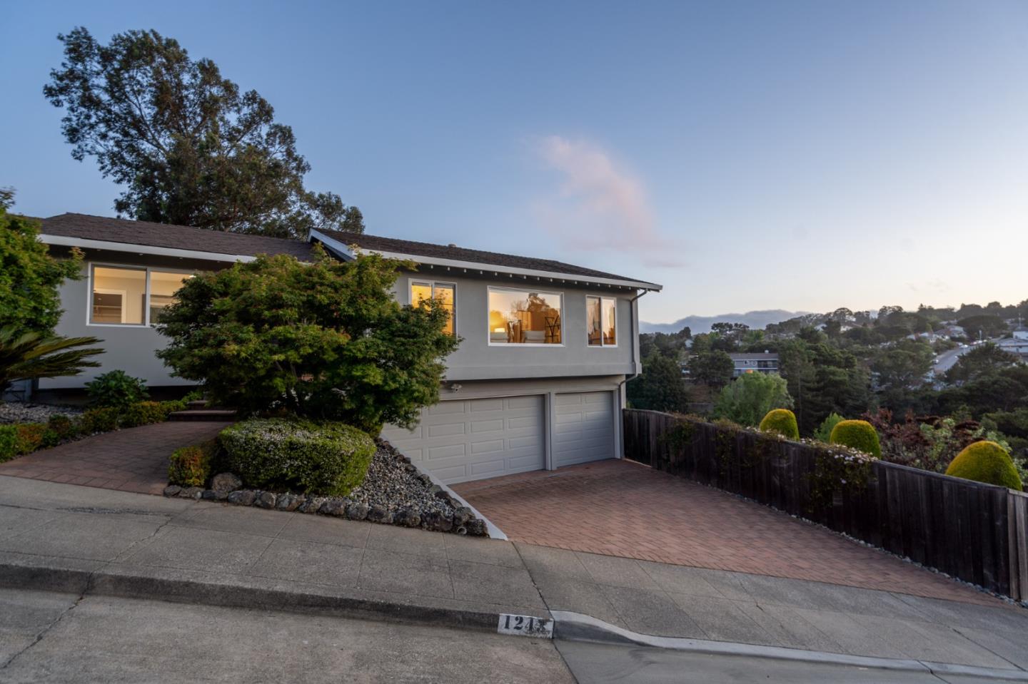 Detail Gallery Image 41 of 70 For 1243 Homewood Ave, San Mateo,  CA 94403 - 3 Beds | 2 Baths