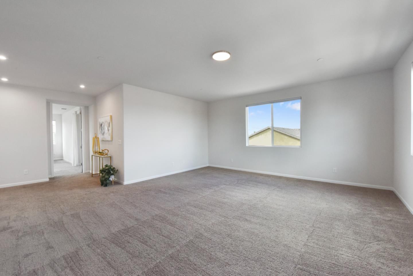 Detail Gallery Image 18 of 33 For 2033 Fowler Way, Woodland,  CA 95776 - 4 Beds | 3/1 Baths