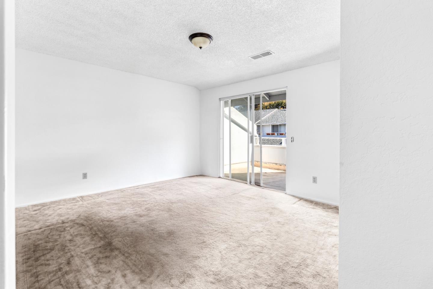 Detail Gallery Image 16 of 24 For 967 Hilby Ave #C,  Seaside,  CA 93955 - 2 Beds | 1/1 Baths