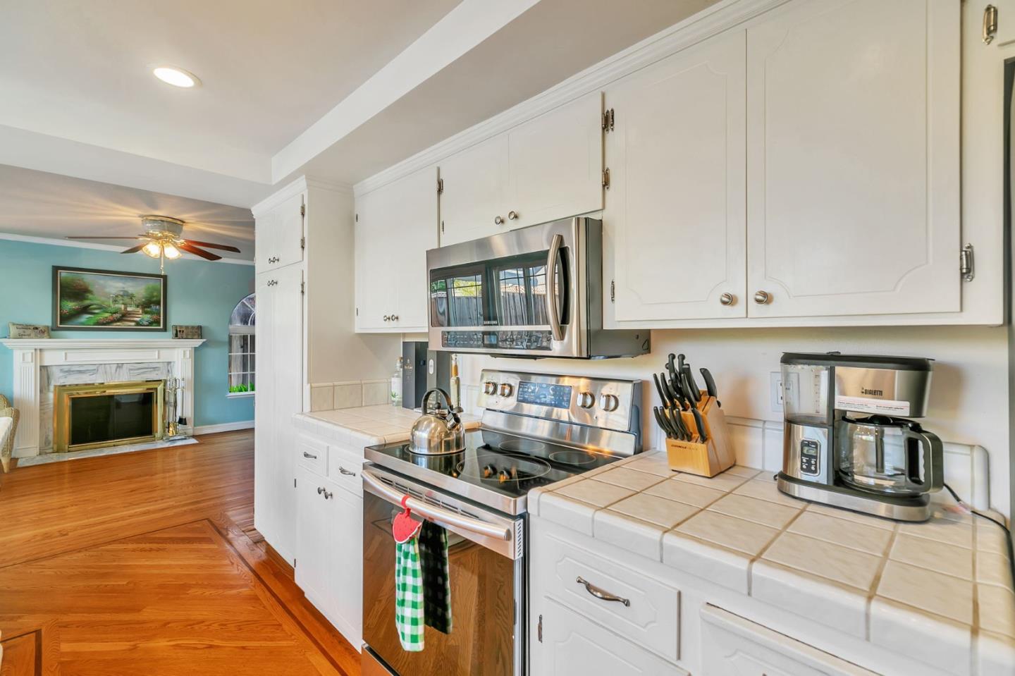 Detail Gallery Image 23 of 53 For 6280 Mountford Dr, San Jose,  CA 95123 - 4 Beds | 2/1 Baths