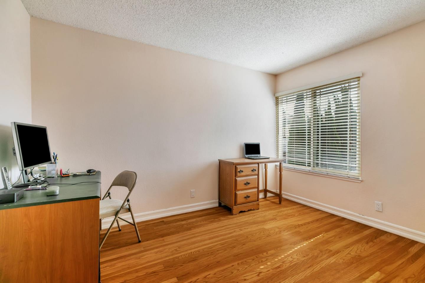 Detail Gallery Image 32 of 53 For 6280 Mountford Dr, San Jose,  CA 95123 - 4 Beds | 2/1 Baths
