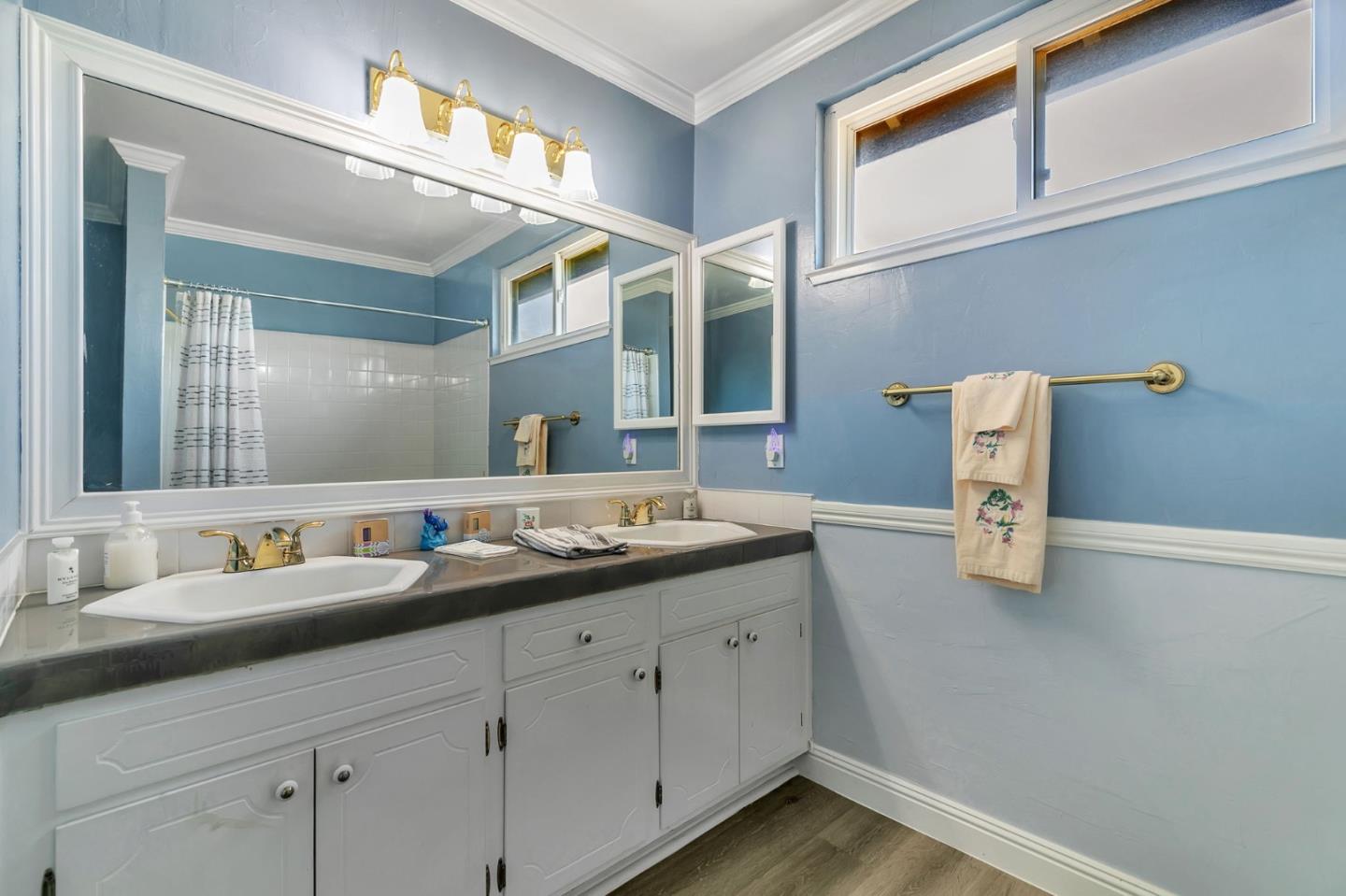 Detail Gallery Image 40 of 53 For 6280 Mountford Dr, San Jose,  CA 95123 - 4 Beds | 2/1 Baths
