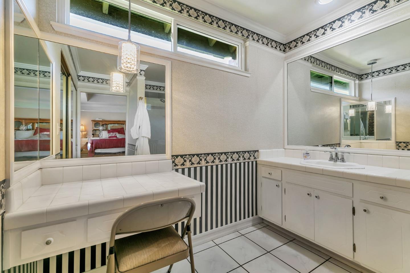 Detail Gallery Image 43 of 53 For 6280 Mountford Dr, San Jose,  CA 95123 - 4 Beds | 2/1 Baths