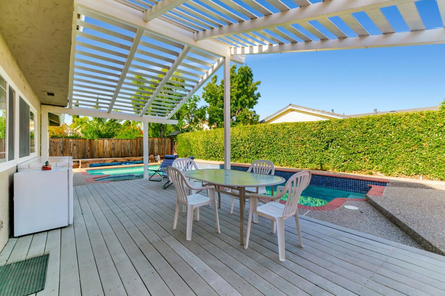 Detail Gallery Image 49 of 53 For 6280 Mountford Dr, San Jose,  CA 95123 - 4 Beds | 2/1 Baths
