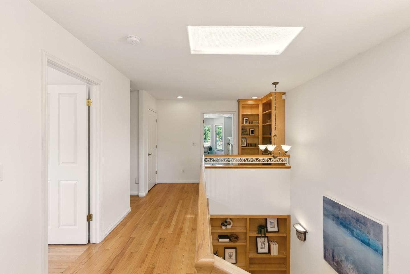 Detail Gallery Image 30 of 55 For 41 Regent Pl, Palo Alto,  CA 94301 - 5 Beds | 3 Baths