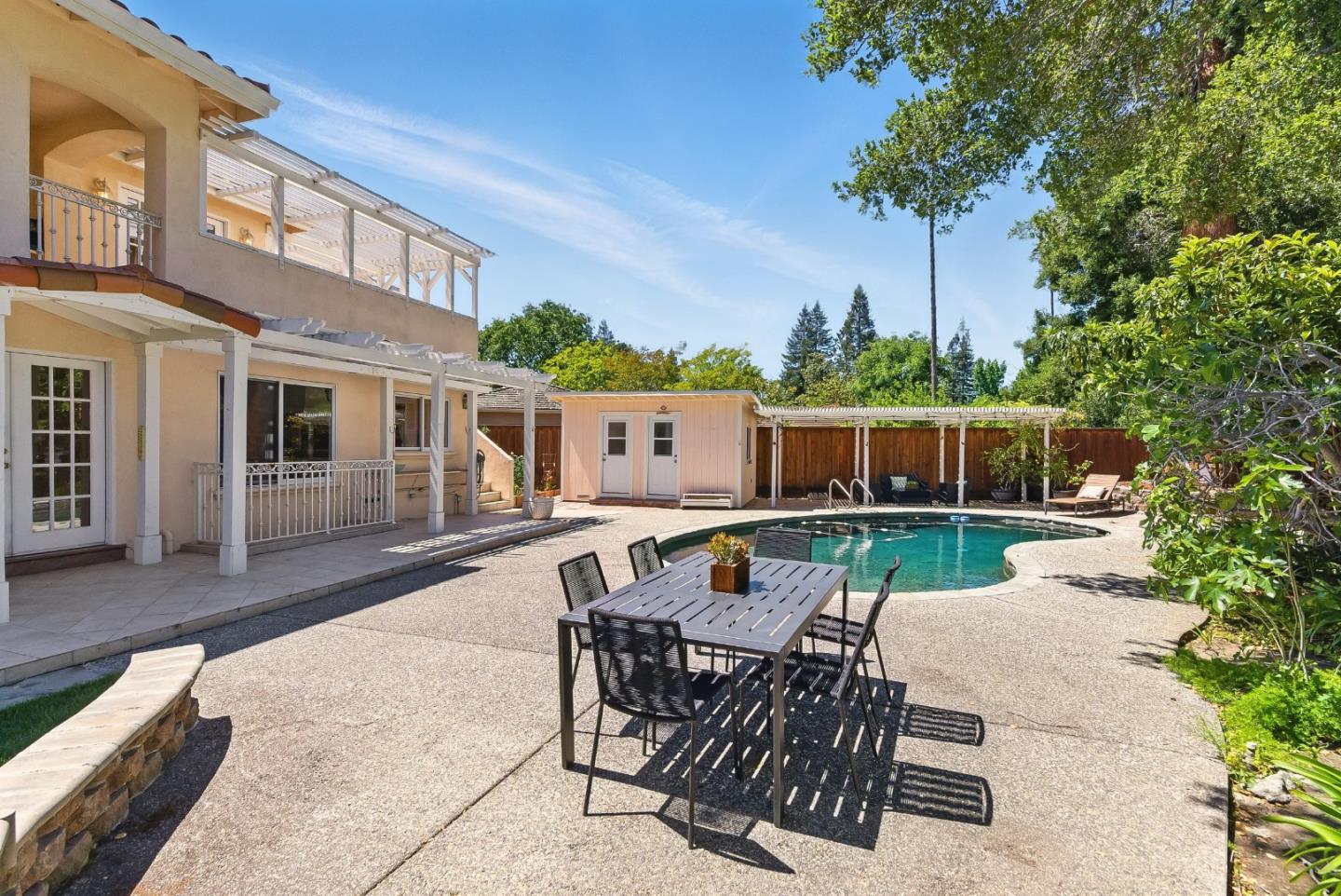Detail Gallery Image 50 of 55 For 41 Regent Pl, Palo Alto,  CA 94301 - 5 Beds | 3 Baths