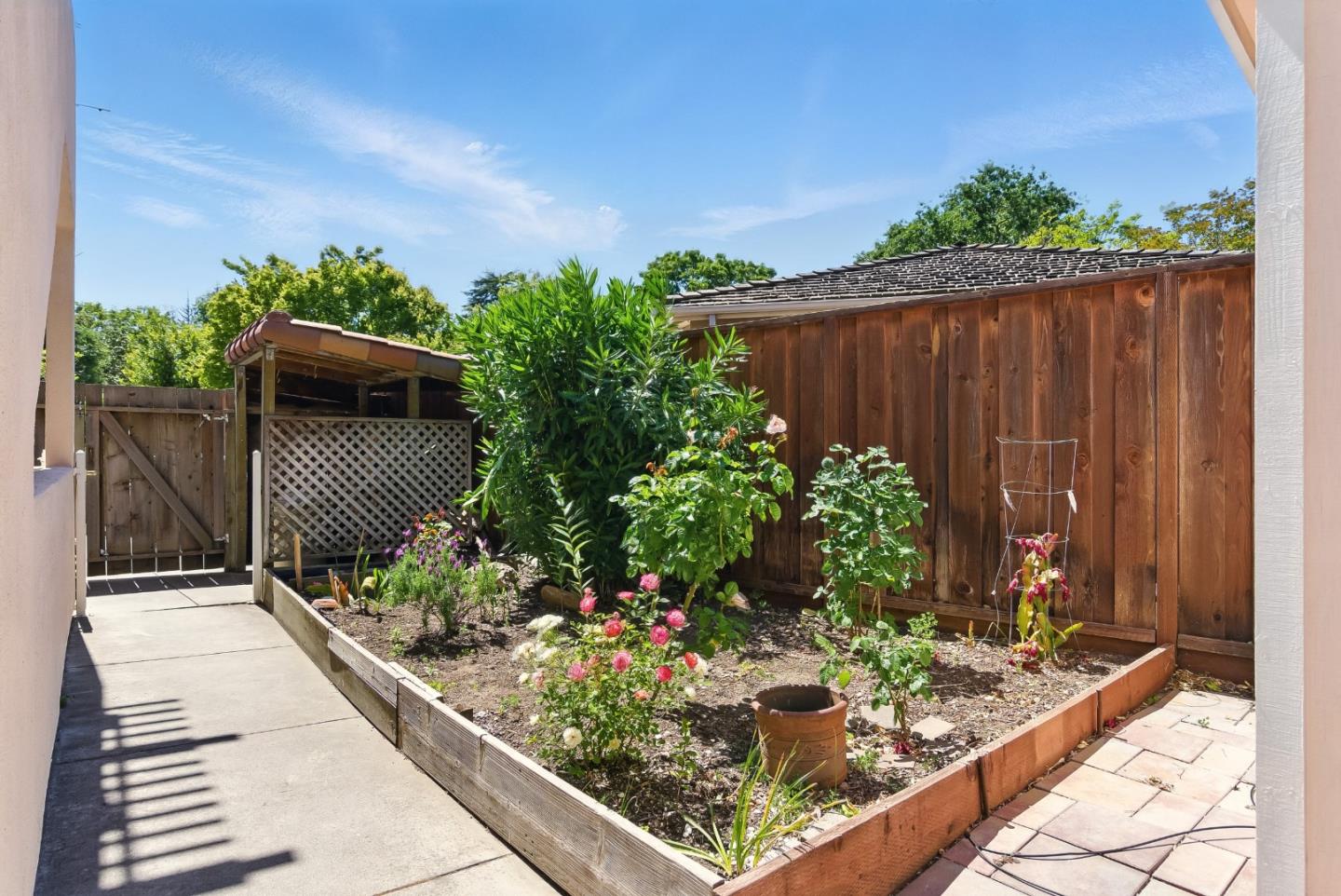 Detail Gallery Image 51 of 55 For 41 Regent Pl, Palo Alto,  CA 94301 - 5 Beds | 3 Baths