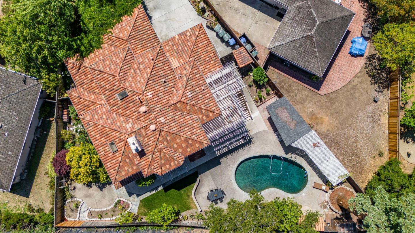 Detail Gallery Image 56 of 56 For 41 Regent Pl, Palo Alto,  CA 94301 - 5 Beds | 3 Baths
