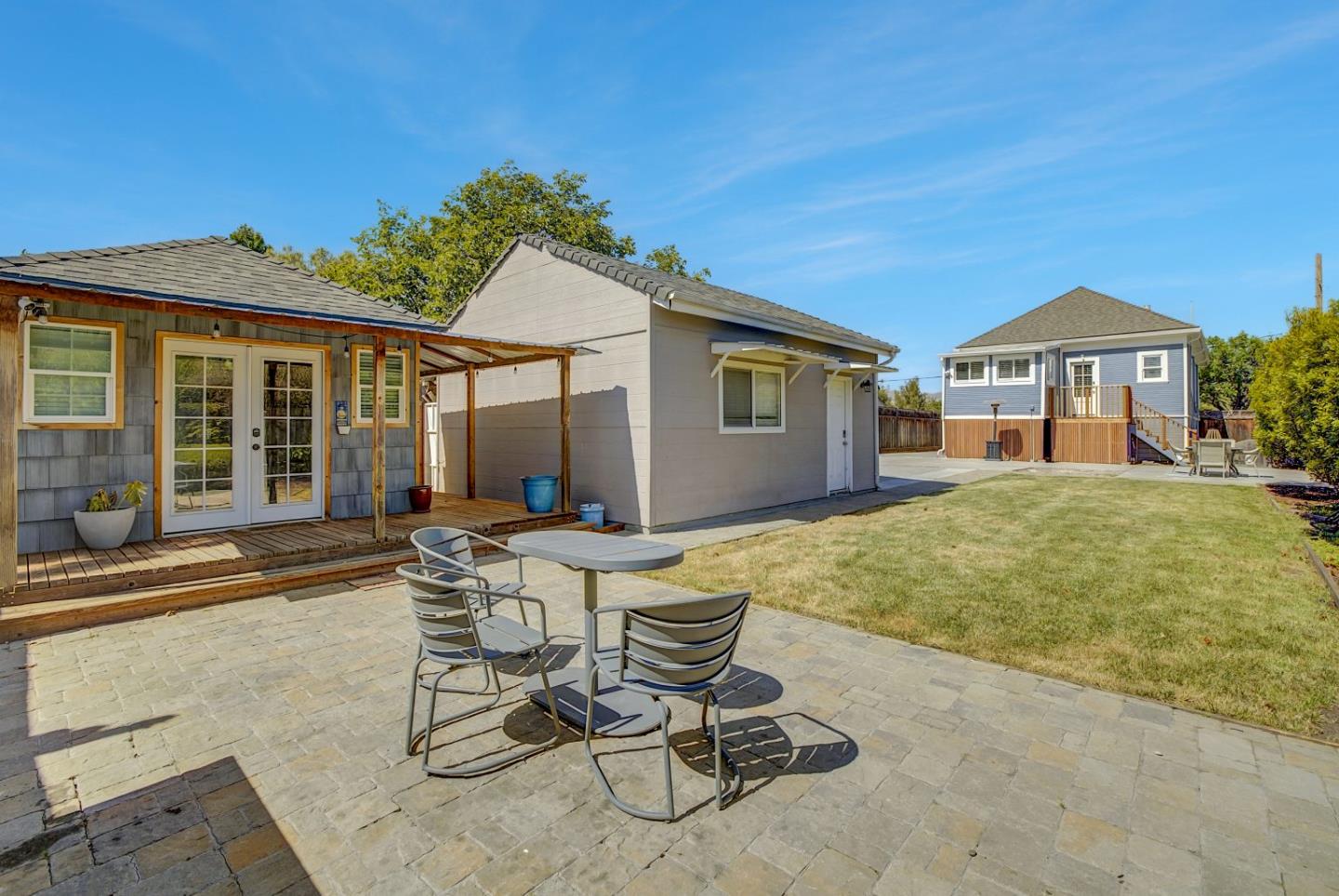 Detail Gallery Image 35 of 48 For 4120 Bassett St, Santa Clara,  CA 95054 - 3 Beds | 1 Baths