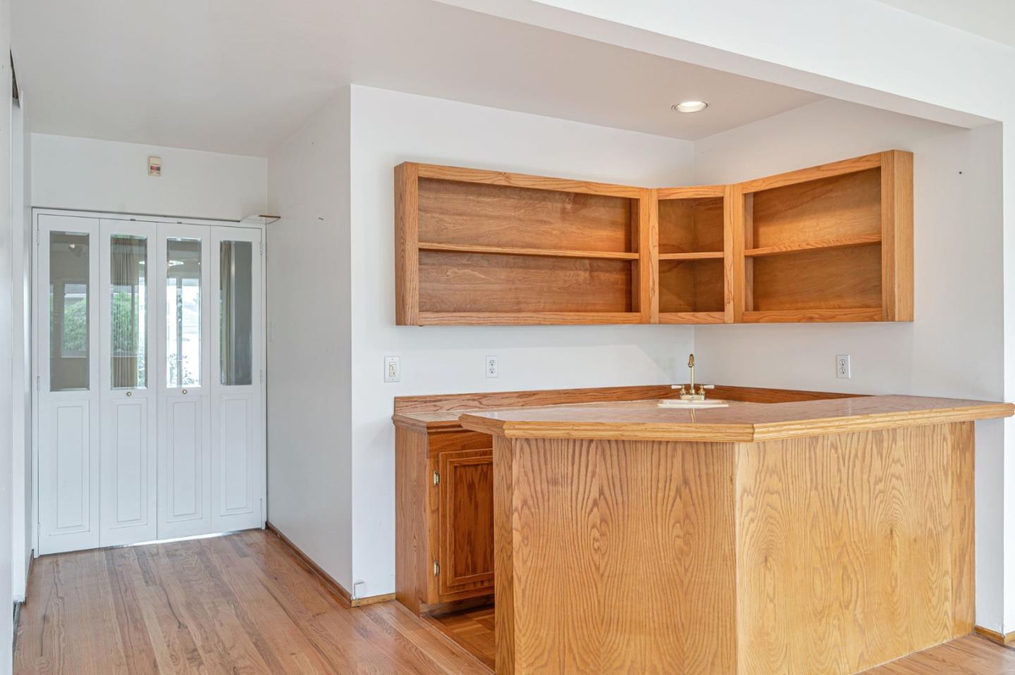 Detail Gallery Image 13 of 32 For 153 San Felipe Ave, South San Francisco,  CA 94080 - 3 Beds | 2 Baths