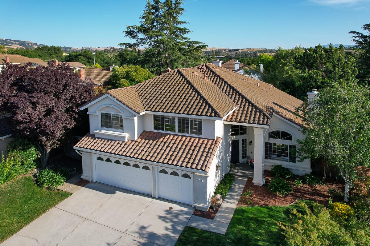 Detail Gallery Image 101 of 109 For 3239 Pinot Blanc Way, San Jose,  CA 95135 - 5 Beds | 3 Baths