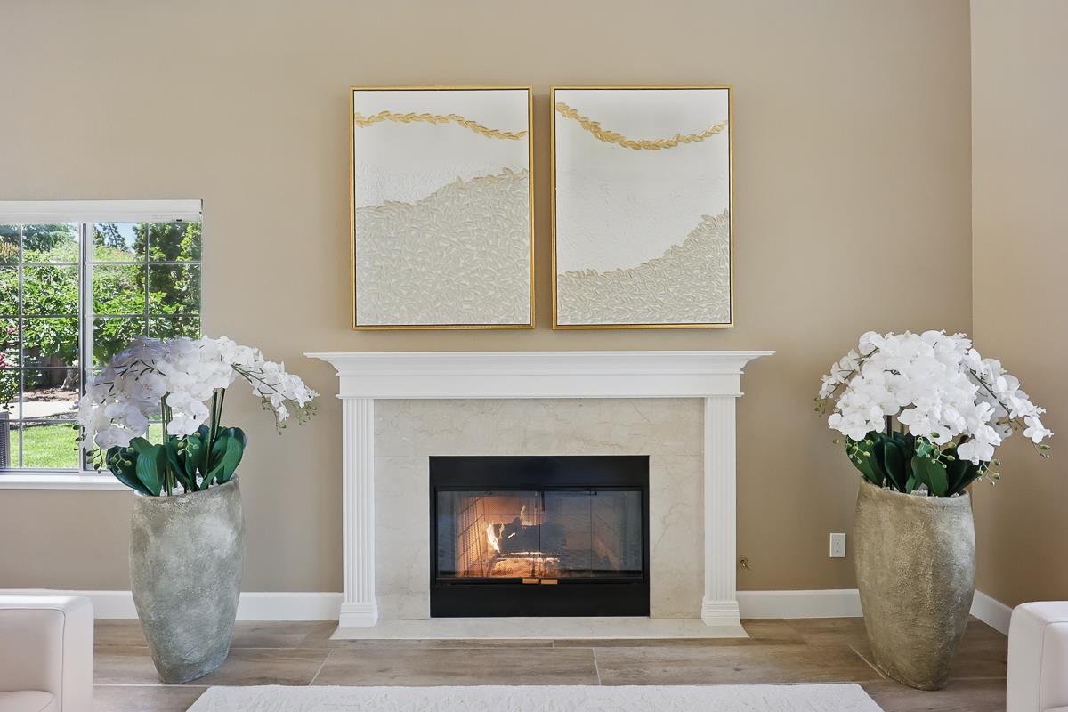 Detail Gallery Image 14 of 109 For 3239 Pinot Blanc Way, San Jose,  CA 95135 - 5 Beds | 3 Baths