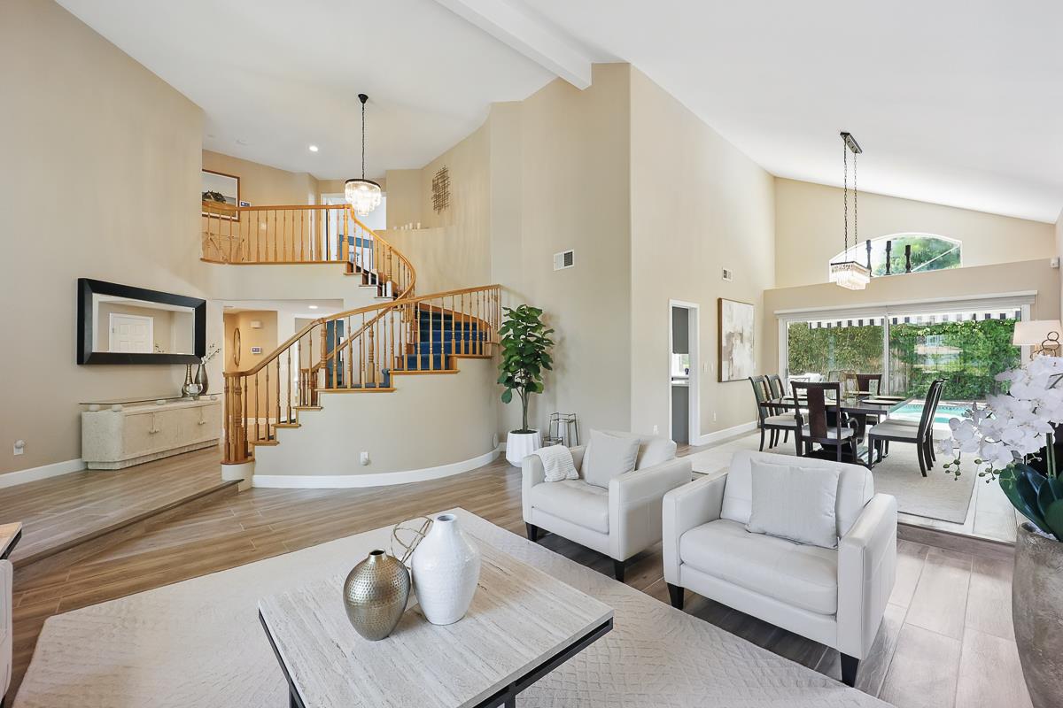 Detail Gallery Image 15 of 109 For 3239 Pinot Blanc Way, San Jose,  CA 95135 - 5 Beds | 3 Baths