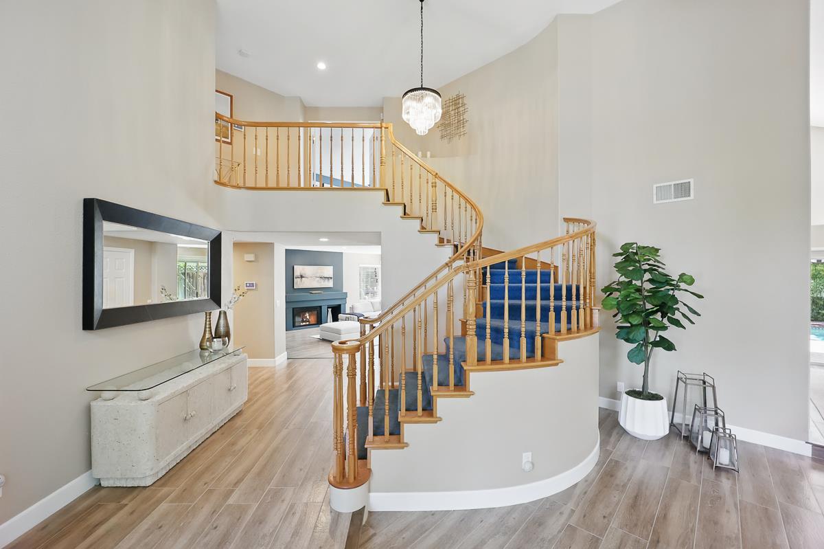 Detail Gallery Image 52 of 109 For 3239 Pinot Blanc Way, San Jose,  CA 95135 - 5 Beds | 3 Baths