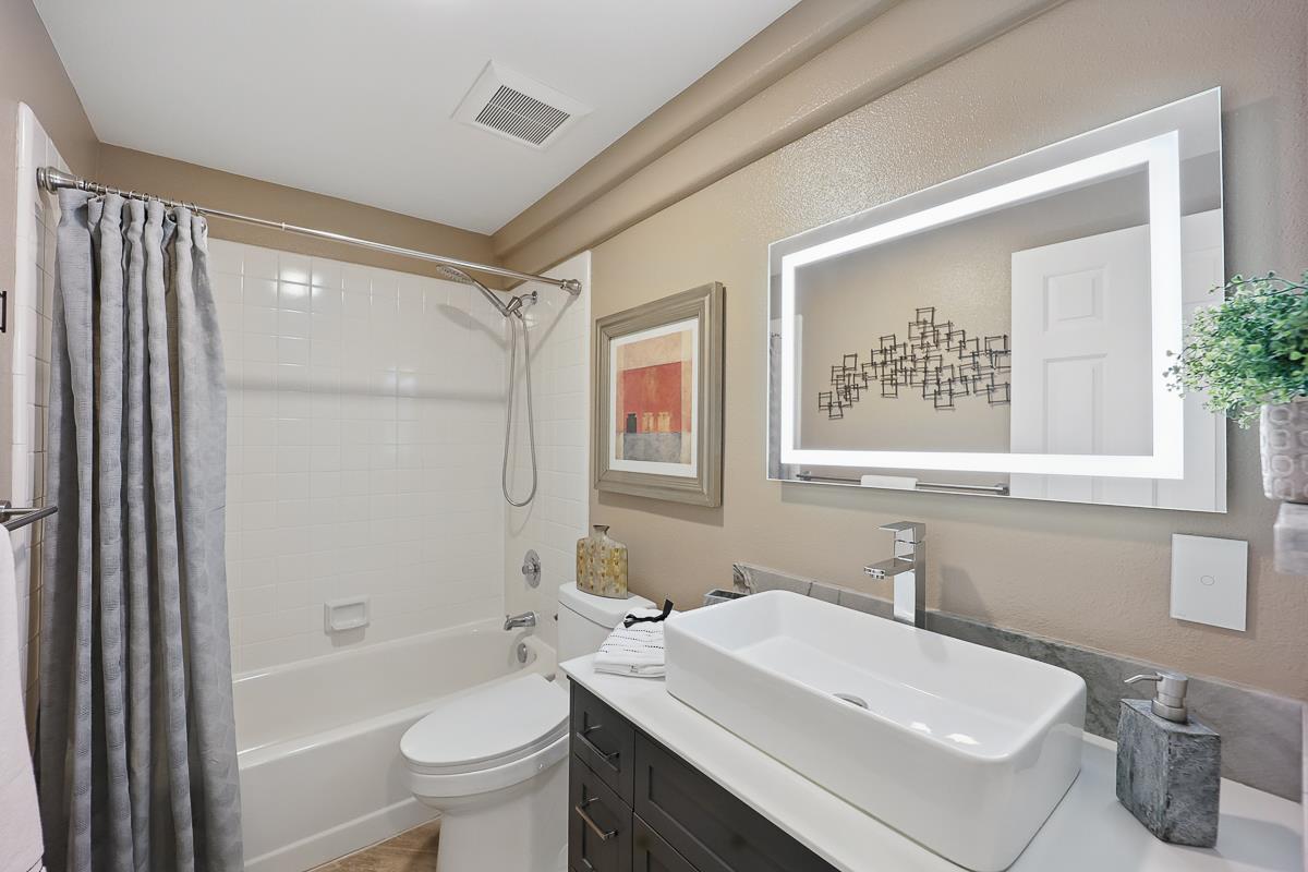 Detail Gallery Image 57 of 109 For 3239 Pinot Blanc Way, San Jose,  CA 95135 - 5 Beds | 3 Baths