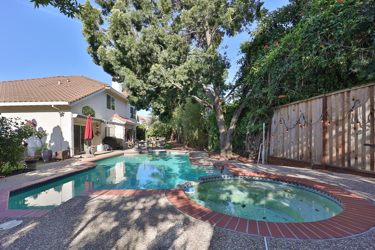 Detail Gallery Image 91 of 109 For 3239 Pinot Blanc Way, San Jose,  CA 95135 - 5 Beds | 3 Baths