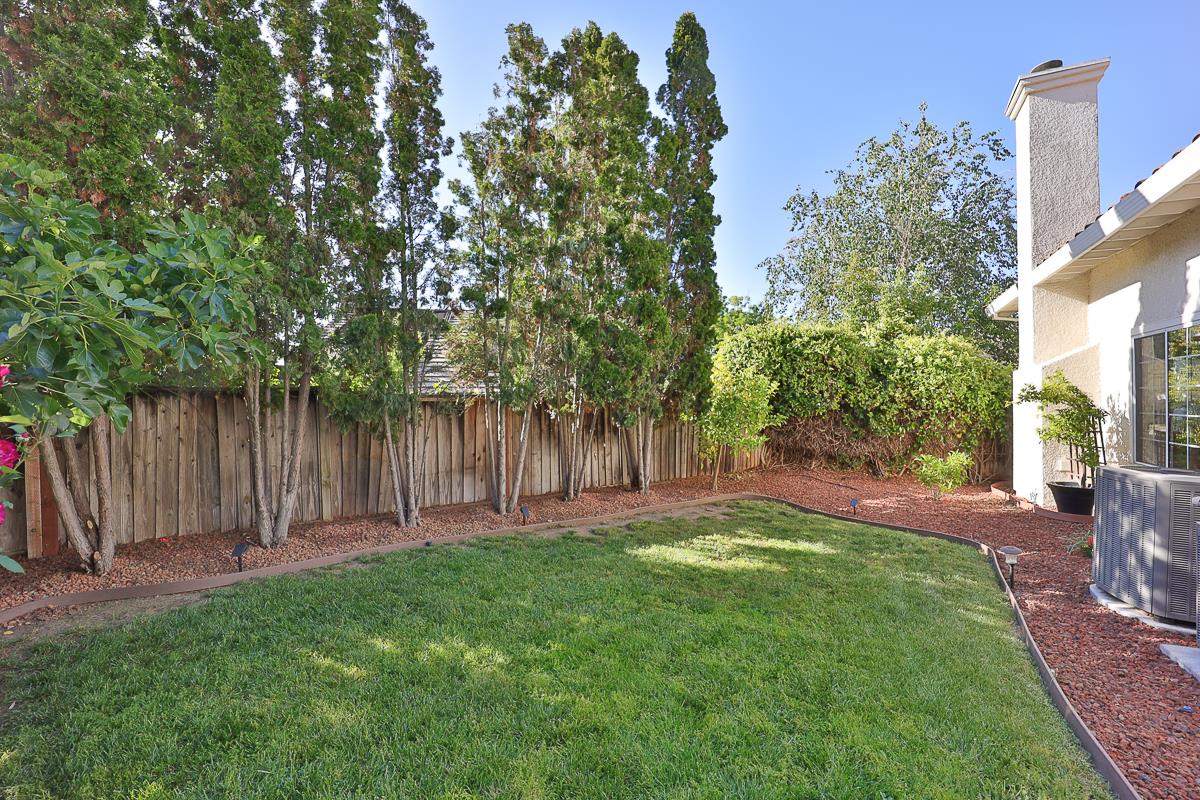 Detail Gallery Image 93 of 109 For 3239 Pinot Blanc Way, San Jose,  CA 95135 - 5 Beds | 3 Baths