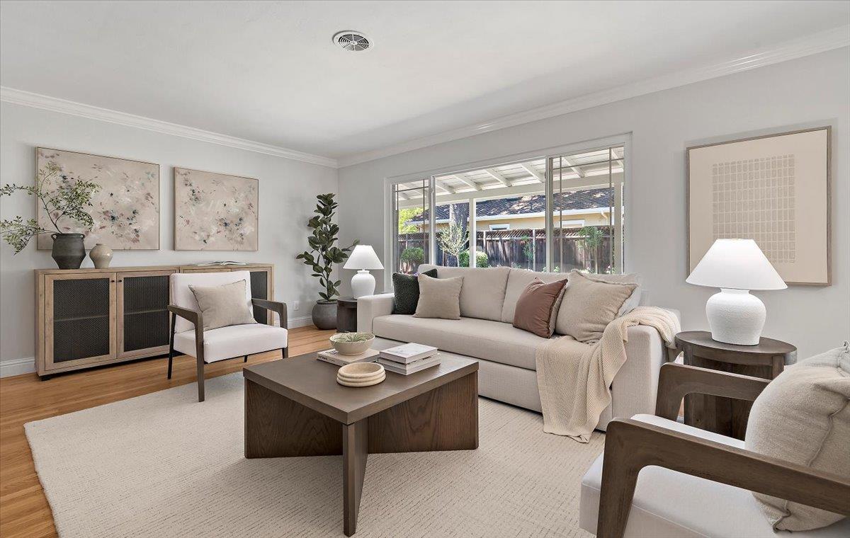 Detail Gallery Image 6 of 27 For 1480 Oakhurst Ave, Los Altos,  CA 94024 - 3 Beds | 2 Baths
